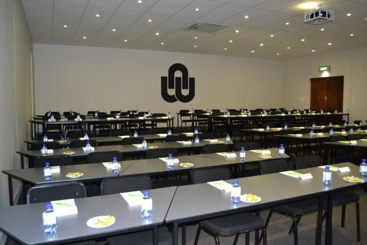 Quest Conference Estate Hotel Vanderbijlpark ภายนอก รูปภาพ